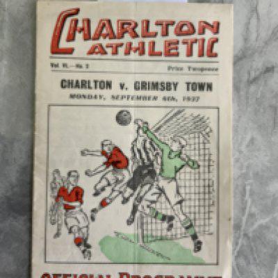 37/38 Charlton v Grimsby Town Football Programme: 1st Division match in very good condition with no team changes. Staple removed not rotted away.