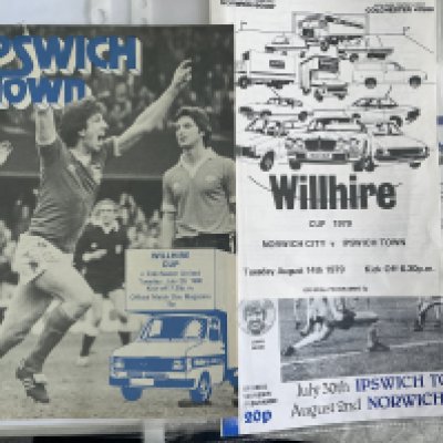 Ipswich Town Minor Cup Football Programmes: Folder containing Texaco Cup, Willhire Cup, Full Members Cup, Simod Cup, Zenith Data Cup and Anglo Italian Cup. Home and away in excellent condition. (28)