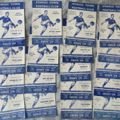 55/56 Ipswich Town Reserve Home Football Programmes: Football Combination matches to include Tottenham Norwich West Ham Chelsea and Arsenal. C/W 56/57 Norwich. Very good with 5 having score to cover. (18)