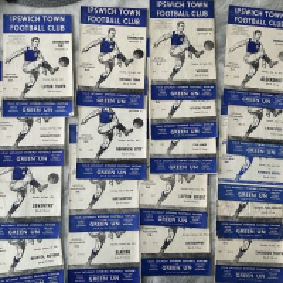 54/55 Ipswich Town Reserve Home Football Programmes: Football Combination matches to include Norwich Reading Northampton Orient and Southampton plus Combination Cup v Luton. Very good:except QPR. 6 have score to cover. (18)