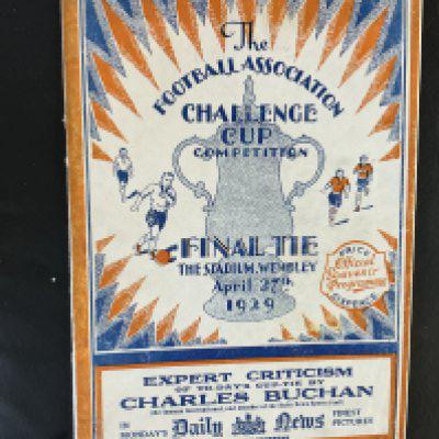 1929 FA Cup Final Football Programme: Bolton v Portsmouth in good condition with no team changes. Professional repair to centre page staple area.