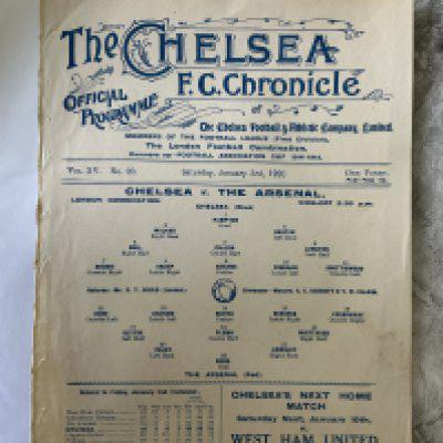 1919 - 1920 Chelsea v Arsenal Reserves Football Programme: Excellent condition ex bound single sheet London Combination programme with no team changes.