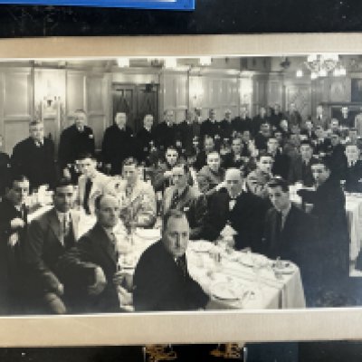 Manchester United 35/36 Promotion Large Photo: Official players large card measuring 20 x 12 inches. Pictures the team and staff at a celebration promotion dinner as Man Utd were promoted to Division 0ne.