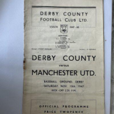 47/48 Derby County v Manchester United Football Programme: Good condition 1st division programme with one team change. Rusty staples holding firm.
