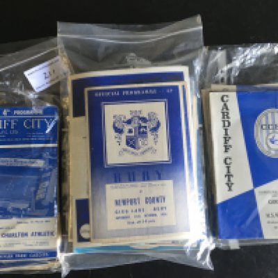 Bury + Cardiff City Football Programme Collection: Bury collection has 3 x 1950s, 37 x 1960s and 19 x 1970s onwards. Includes 58/59 Accrington, 61/62 Hull City League Cup. Mainly good. Cardiff City collection has 30 x 1950s often early 50s, 37 x 1960s to Include 54/55 West Brom, 67/68 Hamburg and Torpedo Moscow in the ECWC. No duplication (133)