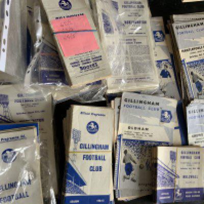 Gillingham Home Football Programmes: 12 from the 50s plus 6 complete or near complete sets from the 60s. In total around 250 from the 60s plus some early 70s. Instructions to sell. Very good. (est 300)