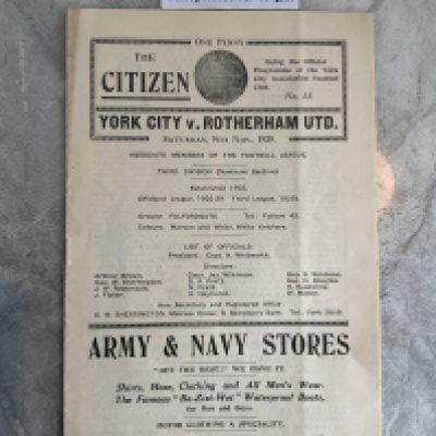 1929 - 1930 York City v Rotherham Football Programme: Good condition division 3 league match with no team changes.