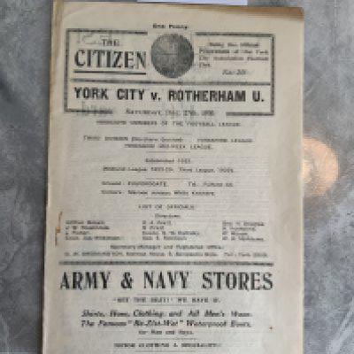 1930 - 1931 York City v Rotherham Football Programme: Good condition division 3 league match with no team changes.