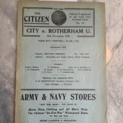 1934 - 1935 York City v Rotherham Football Programme: Good condition division 3 league match with no team changes.