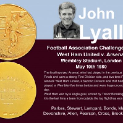 John Lyalls West Ham 1980 FA Cup Final Winners Gold Medal: 9ct gold medal in original Fattorini Box. Reverse inscribed Football Association Challenge Cup J Lyall. Incredibly rare as this managers medal differs from players medal although from same maker. Stunning piece of West Ham history with COA from the family.