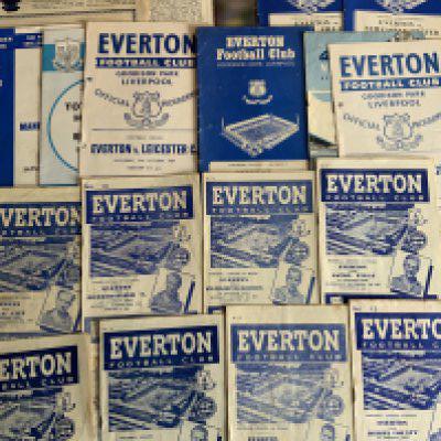 Everton Football Programmes: Homes v 47/48 Blackburn Middlesbrough Huddersfield Blackpool Aston Villa Wolves, 48/49 Huddersfield Stoke Derby. A few 50s away included. Good.