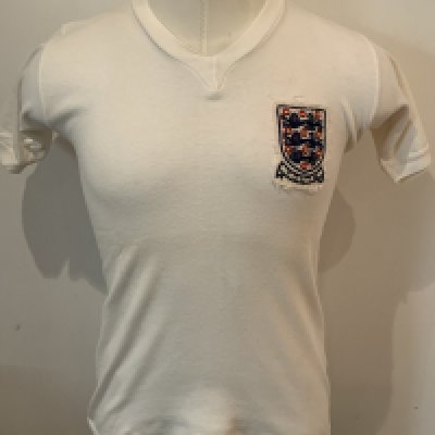 Ron Boyce England Youth Match Worn Football Shirt. Bukta number 10 shirt in excellent condition worn by Ron Boyce.