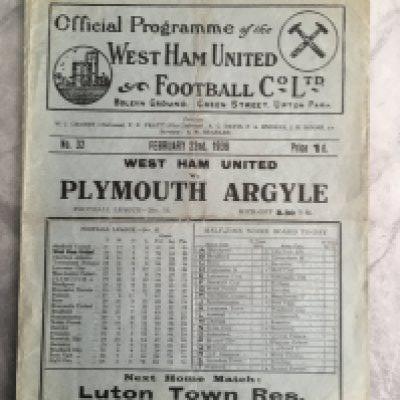 1935 - 1936 West Ham v Plymouth Football Programme: Good condition division two programme with no team changes.
