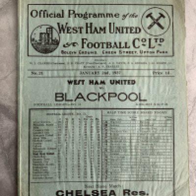 1936 - 1937 West Ham v Blackpool Football Programme: Fair/good condition division two programme with no team changes. Creasing.