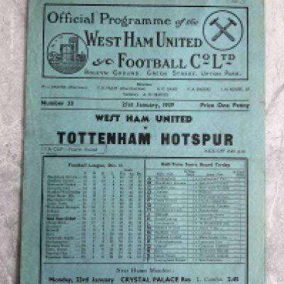 1938 - 1939 West Ham v Tottenham Football Programme: Good condition FA Cup programme with no team changes. Pencilled number to corner.