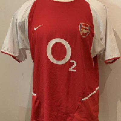 Arsenal 02 - 04 Home Football Shirt: Short sleeve red and white replica O2 in good condition. Size XL.