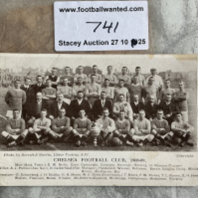 1908 - 1909 Chelsea Football Team Group Postcard: Made by Dorrett + Martin in fair/good condition with tiny crease and stain.