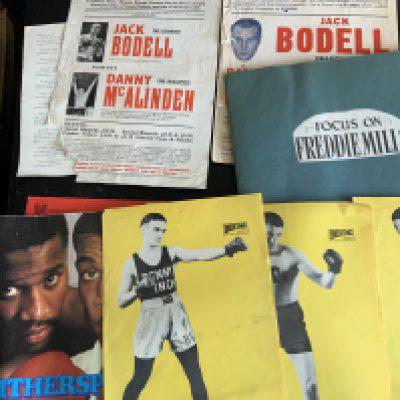 Boxing Memorabilia: Includes amateur boxing programmes, Freddie Mills and 4 Muhammad Ali scrapbooks, posters, photos and more.