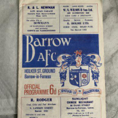 67/68 Barrow v Manchester United Football Programme: Lancashire Cup match dated 25 3 1968 in excellent condition with no team changes.