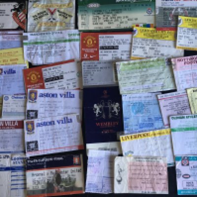 Manchester United Away Football Tickets: From the 70s onwards in good condition with some duplication. Some very nice 70s tickets indeed plus European FA Cup etc. (108)