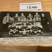 1925 - 1926 Arsenal v Newcastle Football Programme: Good condition league match dated 13 2 1926. Rusty staples holding firm. No team changes.