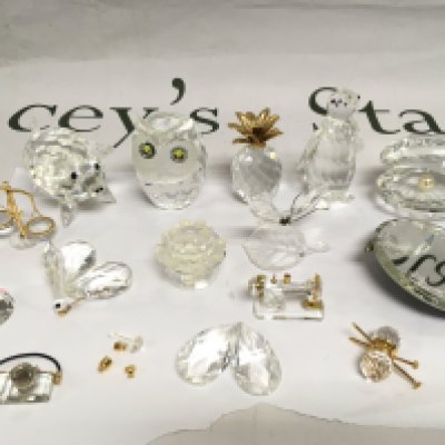 A small collection of Swarovski items.