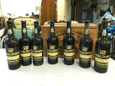 a vintage case and bottles of 1978 Royal Oporto port (7 bottles)