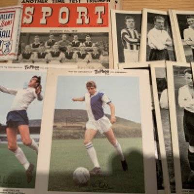 Football Autographs + Memorabilia Box: Includes Topical Times small long panel portraits, Sport Magazines, signed magazine pictures and white cards and much more.