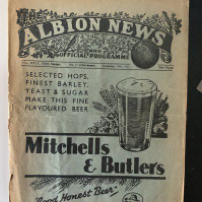 37/38 West Brom v Blackpool Football Programme: Fair condition league match dated 18 12 1937. Wear to spine and fold on back page. No team changes.