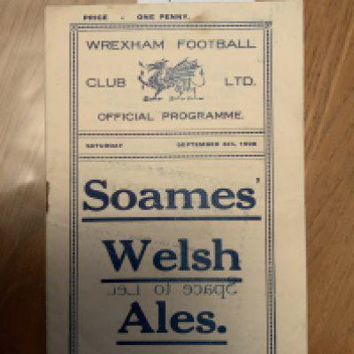 28/29 Wrexham v Tranmere Football Programme: Very good condition League Division 3 programme with no team changes.