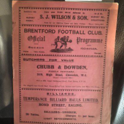 34/35 Brentford v Hull City Football Programme: Good condition with no team changes. Pencilled numbers inside.
