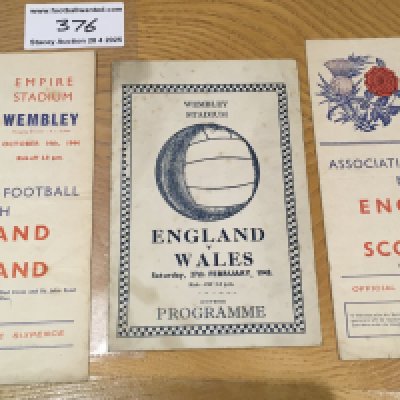 1940s England Home International Football Programmes: 4 page official programmes for matches v Scotland on 19 2 1944 and 14 10 1944. C/W pirate programme for match v Wales on 27 2 1943. Fair/good. (3)
