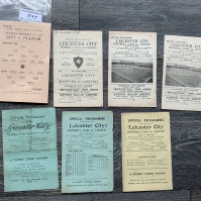 Leicester City 1940s Home Football Programmes: 45/46 Fulham, 46/47 Bury, 47/48 Luton, 48/49 Southampton, 49/50 Hull x 2, Sheffield Utd. Fair. (7)