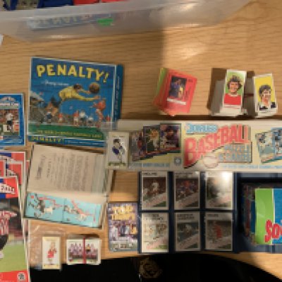 Football Card Box: Includes Squelchers, Top Trumps, Sun Soccercards, Daily Telegraph, Kelloggs Euro 96, Emlyn Hughes Team Tactix, Wagon Wheels plus some other sports.