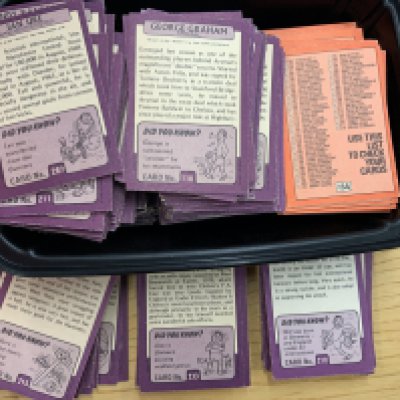 A + BC Football Card Collection: 1971 purple back ( Did You Know ) which consists of 3 sets amounting to 290 cards. This has nearly 300 cards including check lists but is not complete as has some doubles. C/W 76 of 109 of the orange backs from 1972 and more. Very good condition. (est 400)