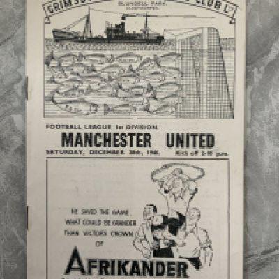 46/47 Grimsby Town v Manchester United Football Programme: Excellent condition division one programme with no team changes.