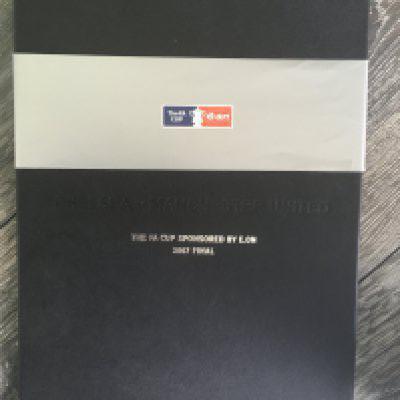 2007 Rare FA Cup Final Football Programme: Collectors Edition given to Barry Taylor the former FA International Committee Member. Embossed case states Chelsea v Manchester United. When you open case the programme from the first FA Cup Final back at Wembley states Ltd edition number 6. There are tickets for pre match, half time and a dinner the night before at the Royal Lancaster Hotel plus a map of the new Wembley. Nice item.