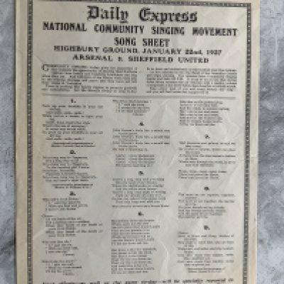 1937 Song Sheet Arsenal v Sheffield United: Daily Express single sheet song sheet in very good condition. Unusually for the league match dated 22 1 1927 played at Highbury.