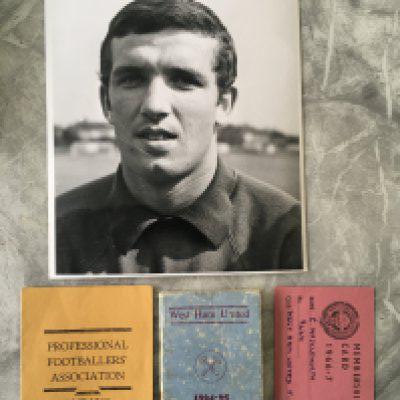 Colin Mackleworth West Ham Personal Football Items: PFA card for 66/67 and 67/68, training rules and instructions to players which doubles up as his players admission ticket and a press photo of him. (4)