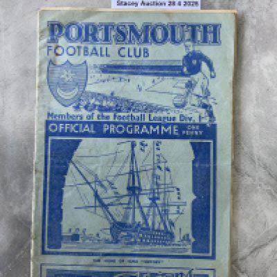 38/39 Portsmouth v West Ham FA Cup Football Programme: From Pompeys cup winning run. Rusty staples making centre page loose. Fold more visible to rear. Fair condition with no team changes.
