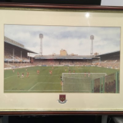 West Ham Upton Park Framed Football Print: Superb view of the famous old Boleyn Ground during action v Hull City. Measuring 29 x 20 inches. Ltd edition of 1000. Not for posting.