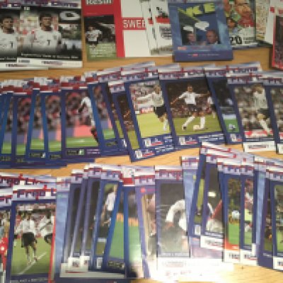 England Football Team Magazines + Fanzines: From the Millennium up to more modern to include Free Lions, St George, Lowdown, Funzine, Score and OLAS, Sweet FA and Result. Mostly Free Lions to include 4 x 2006 FA Guide To Germany. Excellent with instructions to sell. (75)