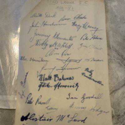 50/51 Third Lanark Football Autographs: Page signed by 24 of the squad including Clements Dick Goodall and Ally Macleod.