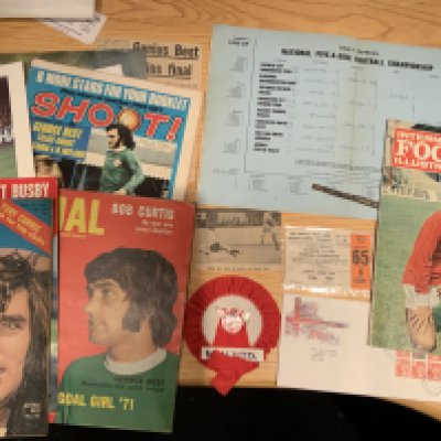 George Best Manchester United Football Memorabilia: Ticket and programme to the 1970 Daily Express 5 A Sides in which Man Utd were victorious, Typhoo card and magazines featuring Best to cover. Instructions to sell.