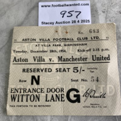 54/55 Aston Villa v Manchester United Football Ticket: League match dated 28 12 1954 in good condition. Fold and previously stapled into programme.