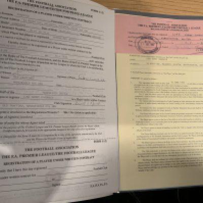 Manchester United Football Contracts: Folder of original contracts to include Ashley Fletcher Luke Chadwick Phil Bardsley and Dan Webber. Includes registrations and bonus schemes etc.