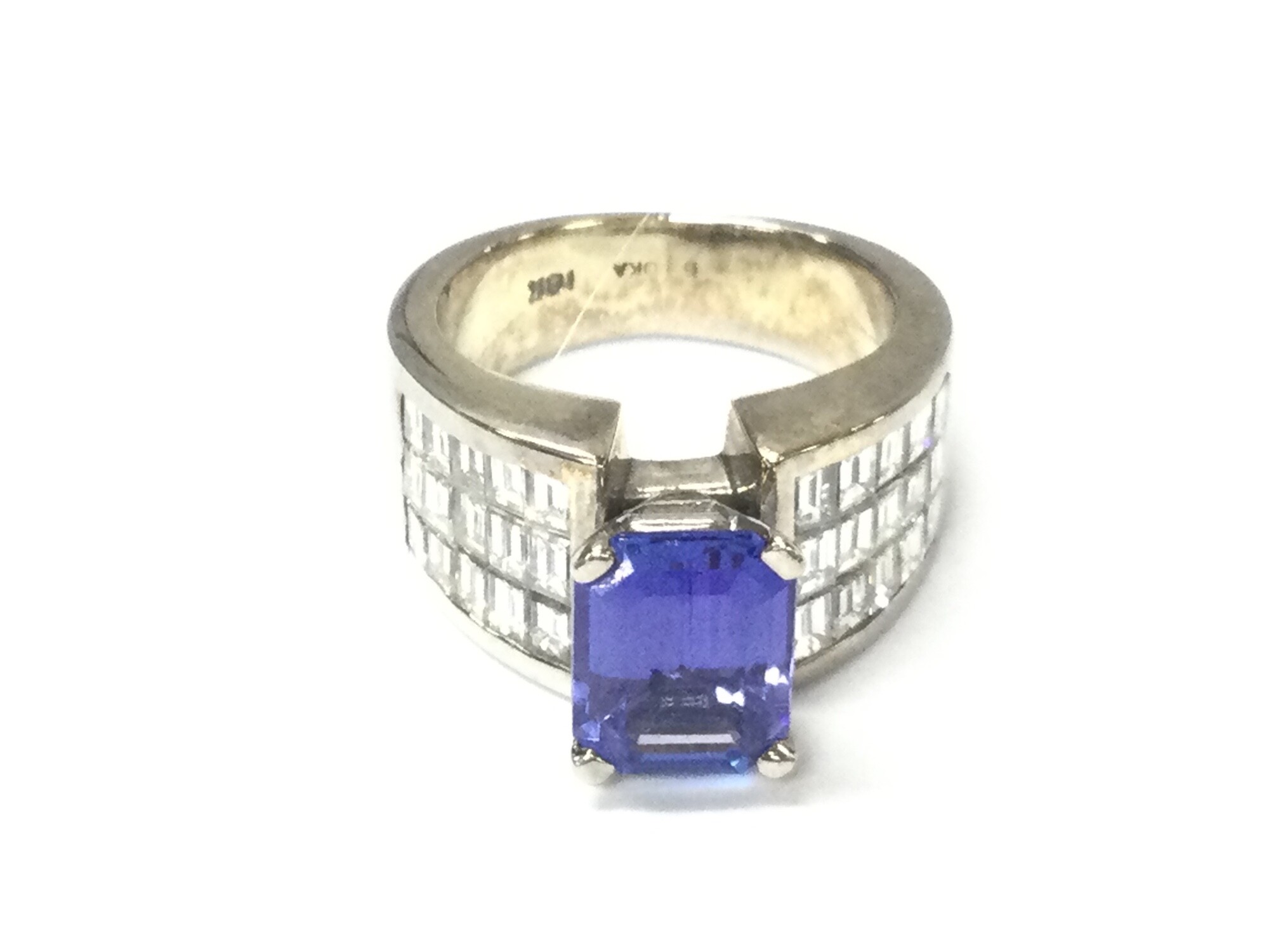 Specialist Sale of Jewellery, Silver & Gold