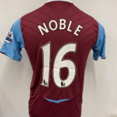West Ham 2008 - 2009 Match Worn Football Shirt: Home short sleeve shirt with Premier league badging to arms. Noble Number 16 to rear. Worn v Tottenham on 8 December 2009. First occasion this shirt sponsor was used.