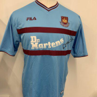 West Ham 2001 - 2002 Match Worn Football Shirt. Away short sleeve shirt with no badging to arms. Number 4 to rear. Worn by Don Hutchinson in a friendly match and signed by him.
