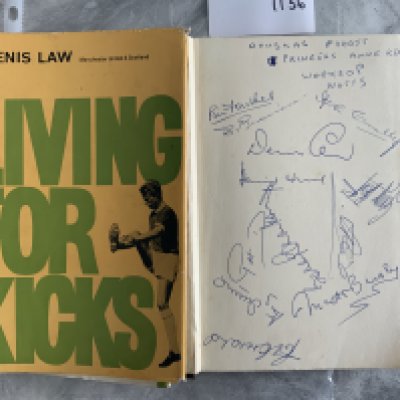 Denis Law Manchester United Multi Signed Football Book: Living For Kicks 1963 with price clipped dust jacket by Stanley Paul. Signed on inside blank page by Law Foulkes Brennan Connelly Herd Best Charlton Busby Crerand and Dunne.